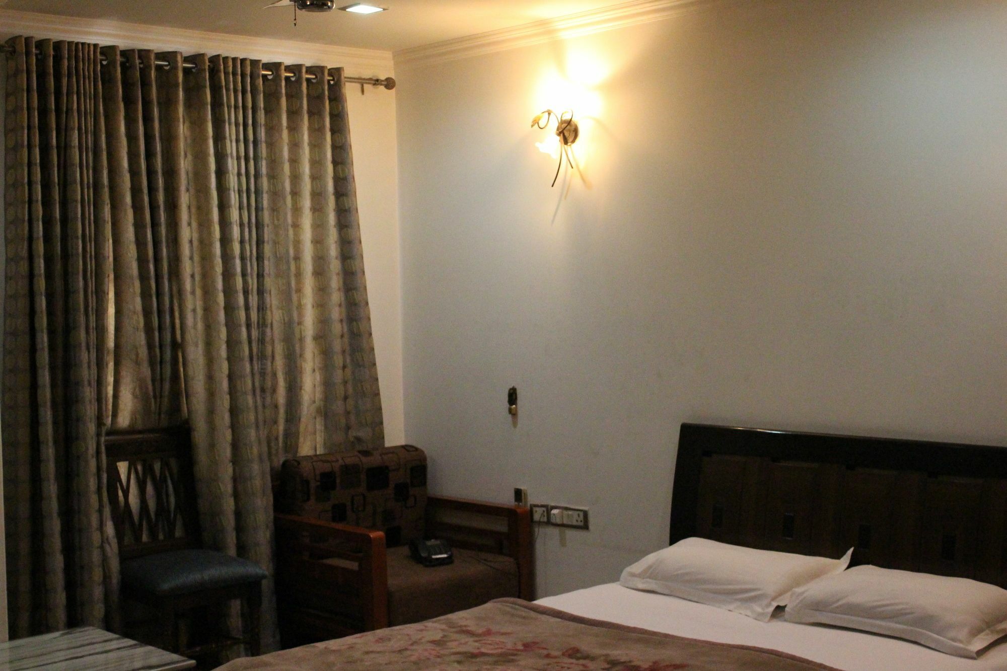 Hotel Livia Residency Νέο Δελχί Εξωτερικό φωτογραφία